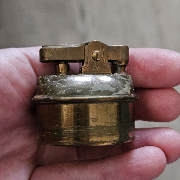 RARE Vintage Ceramic Penguin Bowling Bowl and Pins Table Lighter - Picture 9 of 10